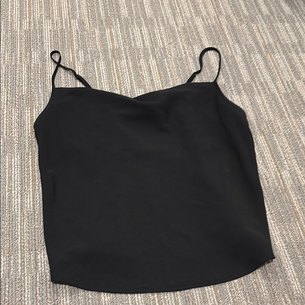 Halogen Black Top